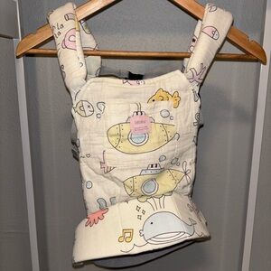 Bebear Baby Holder for kids with Submarine Ocean Fishy Print